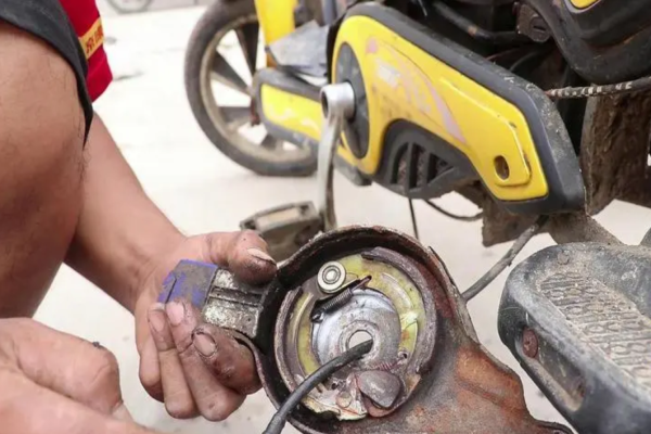 宝坻区电动车刹车故障